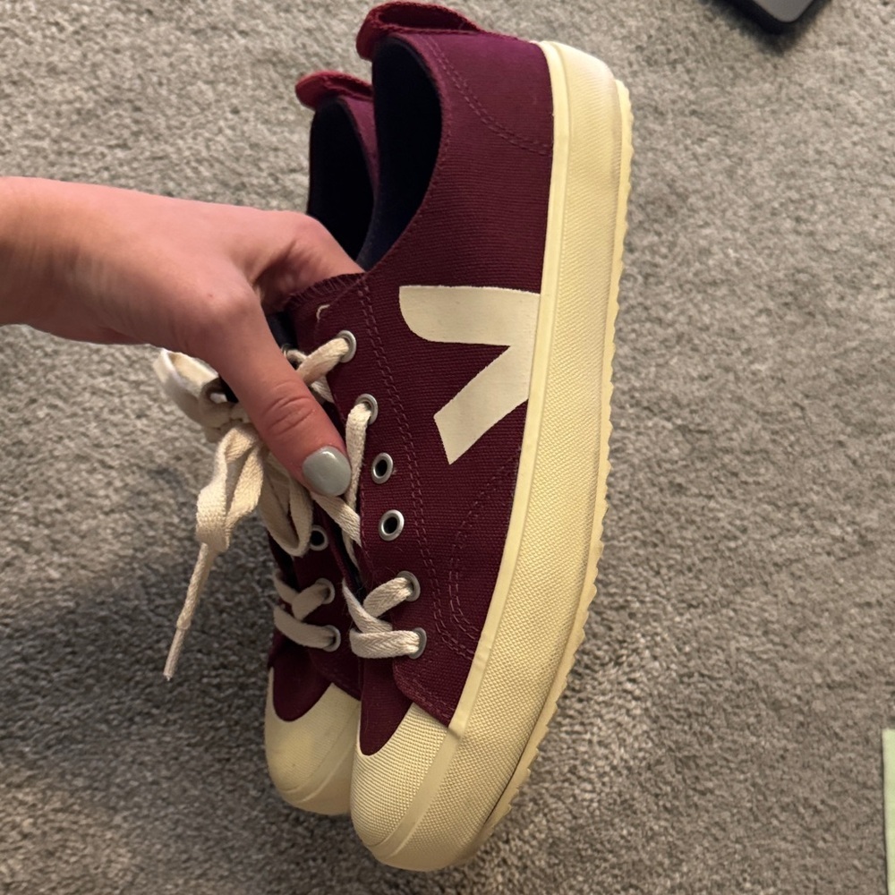 Vejas Burgundy and Cream Canvas Sneakers - Picture 5 of 8